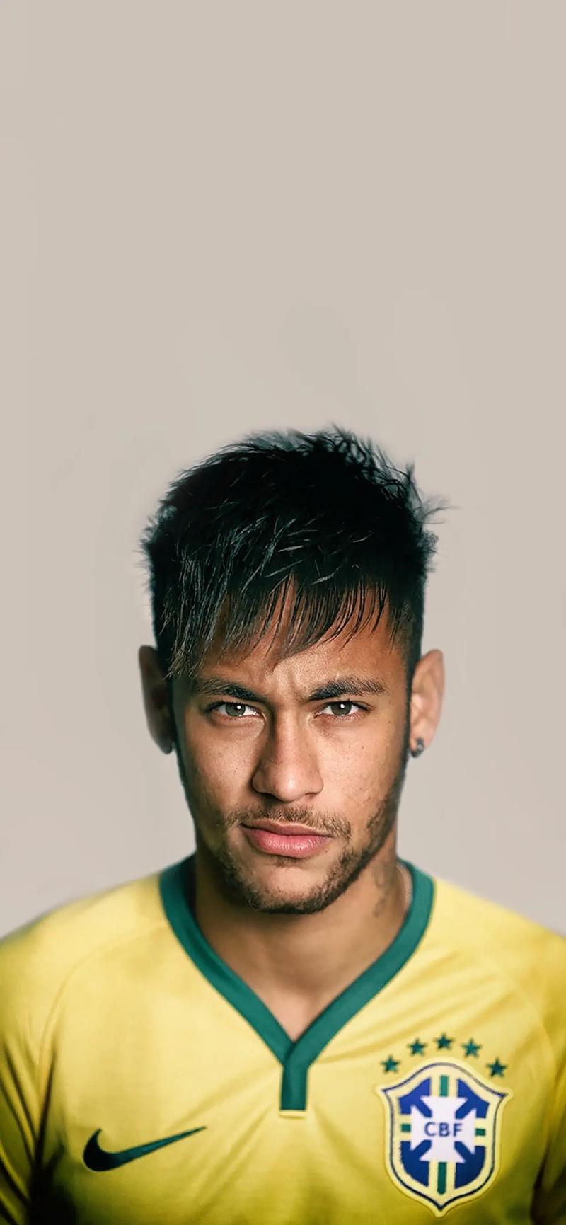 深得球员支持！欧冠不敌曼城后，多位皇马球员发声力挺阿隆索